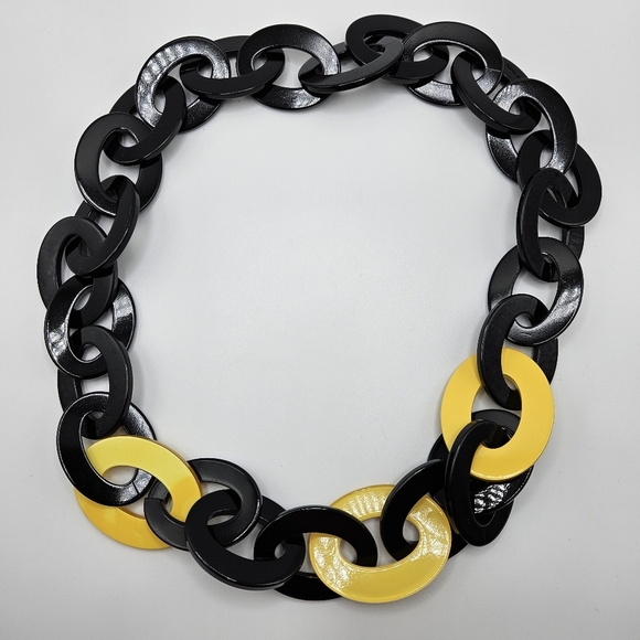 NEW Rara Avis by Iris Apfel Black & Yellow Acrylic Chain Statement Link Necklace - Picture 2 of 6